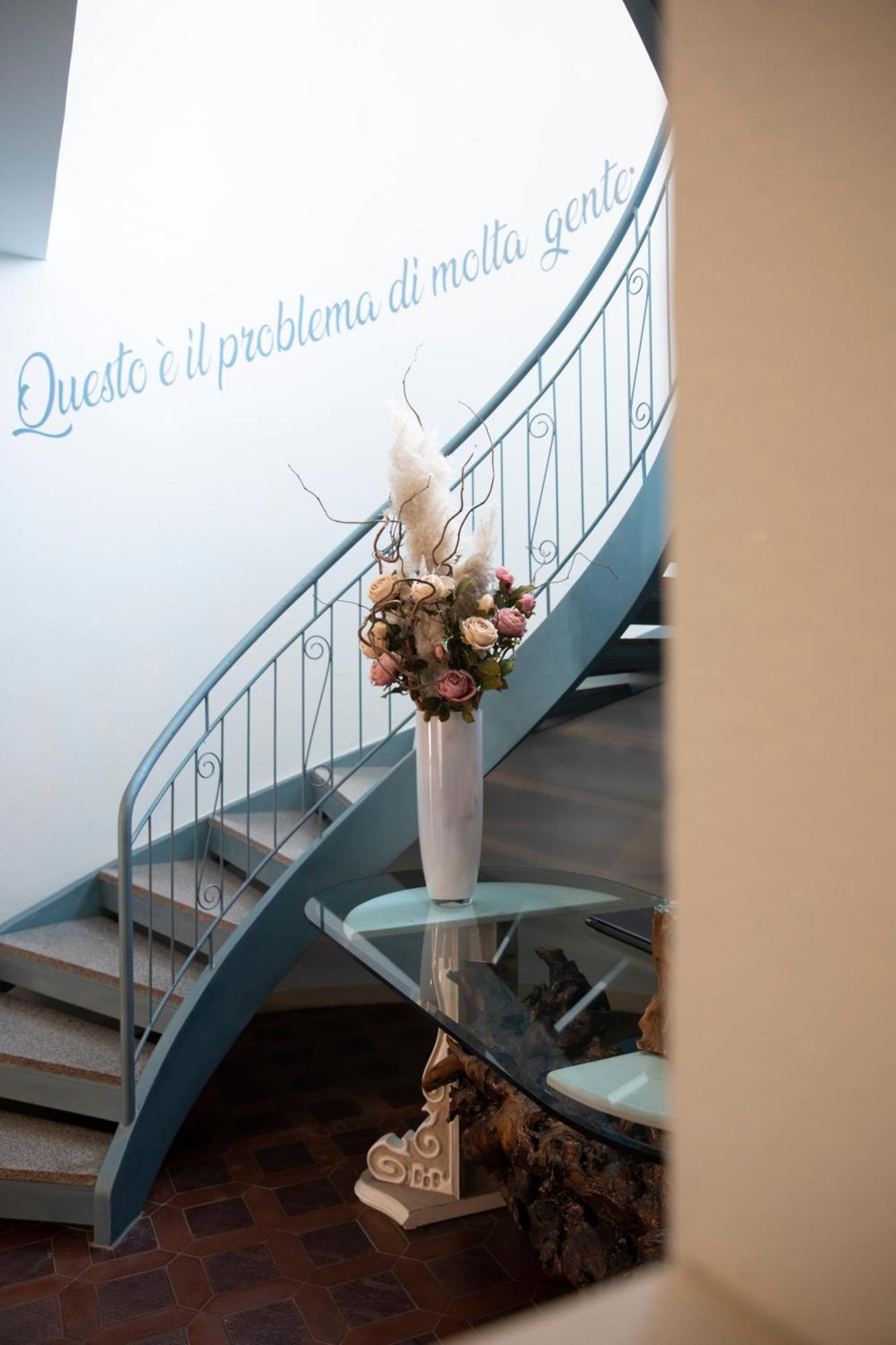 La Favola Otel Soriso Dış mekan fotoğraf