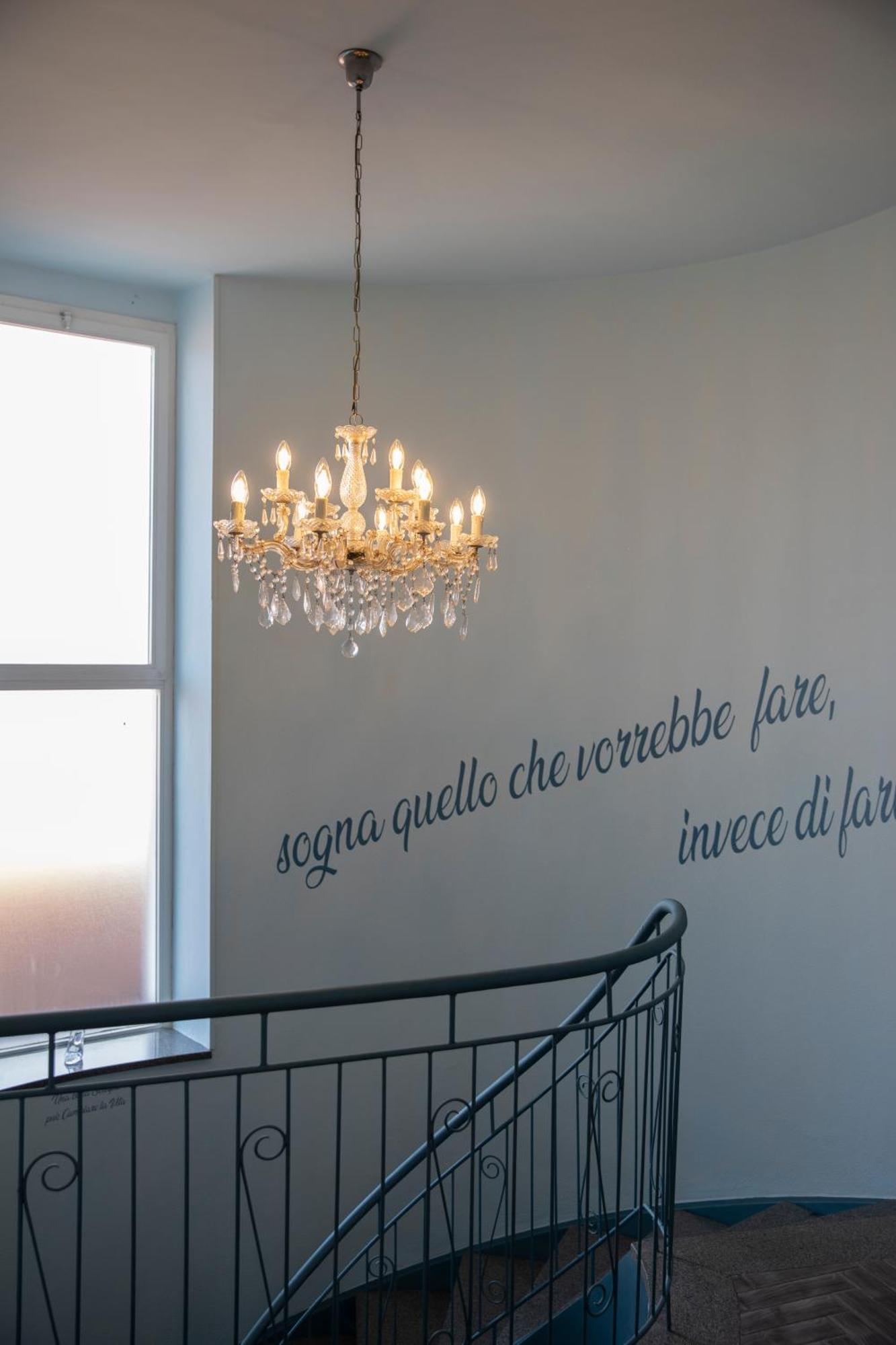 La Favola Otel Soriso Dış mekan fotoğraf