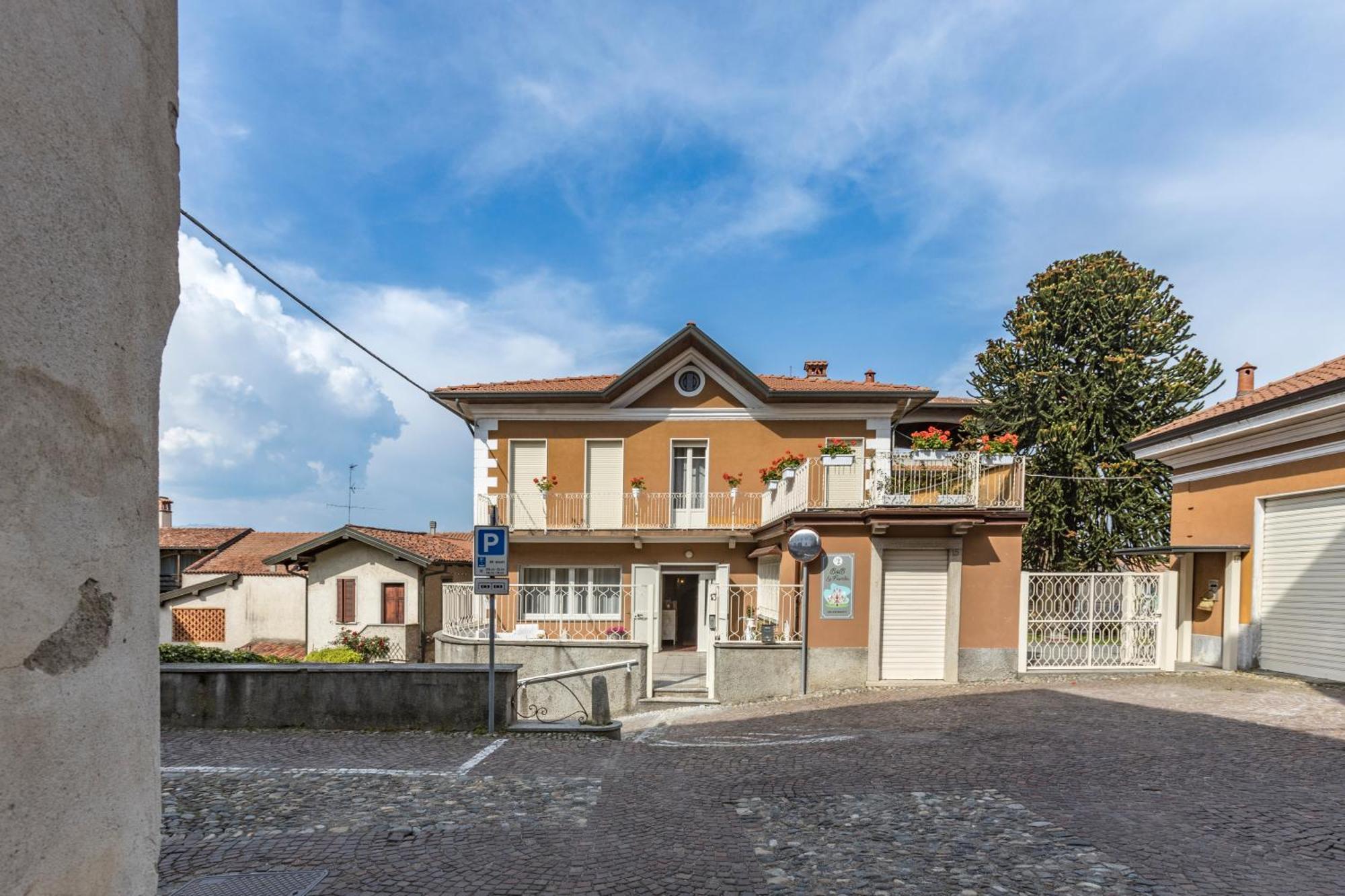 La Favola Otel Soriso Dış mekan fotoğraf